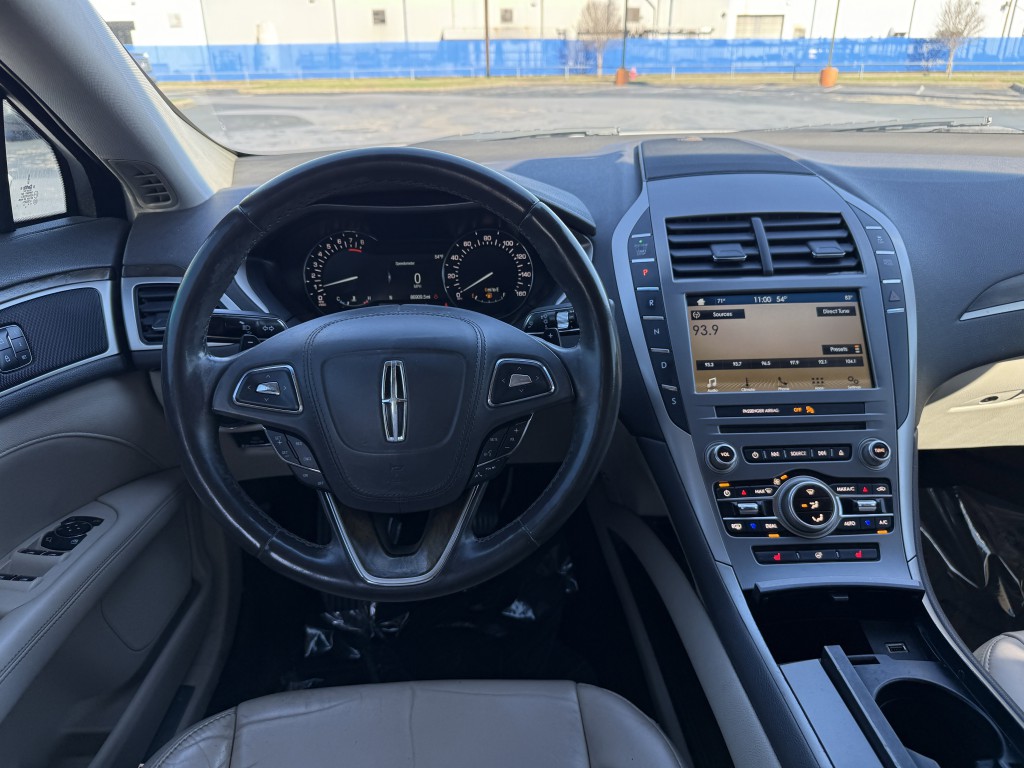 2017 Lincoln MKZ Image 16