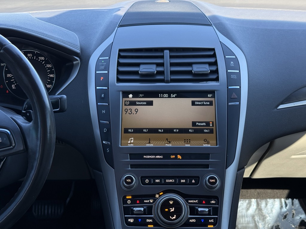 2017 Lincoln MKZ Image 21