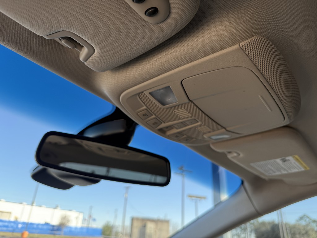 2017 Lincoln MKZ Image 31