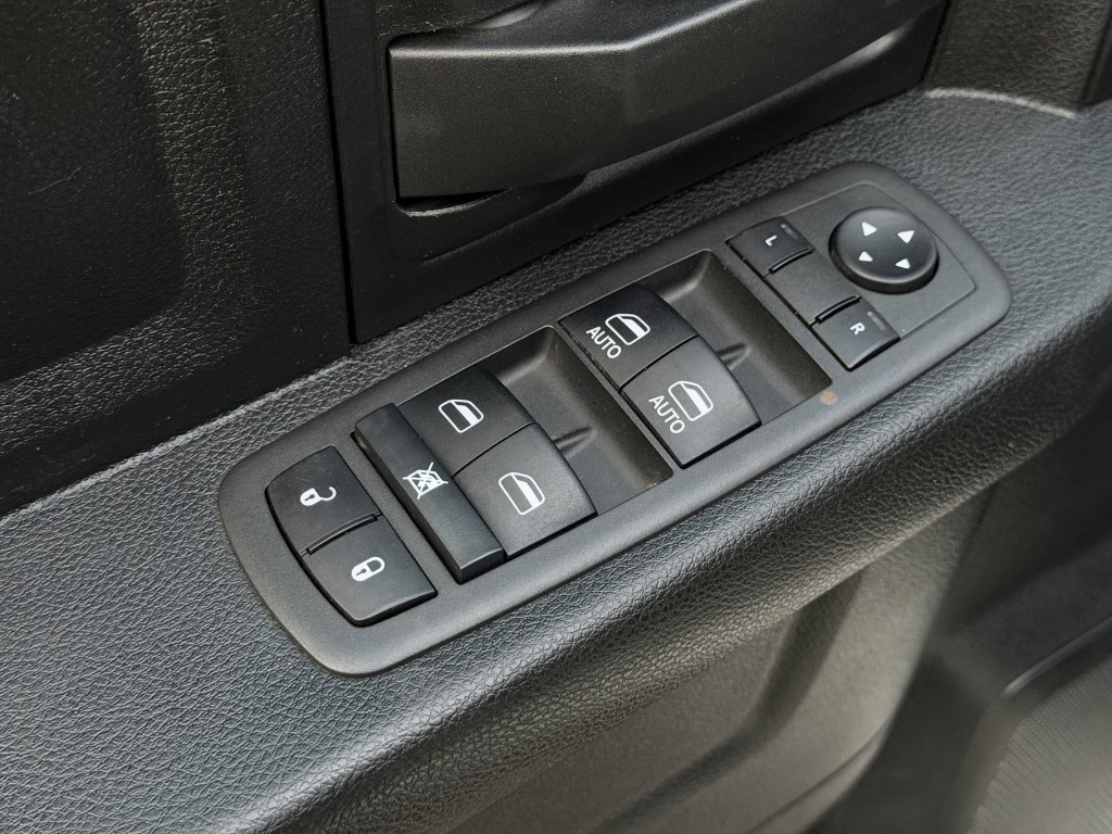 2022 RAM 2500 Image 17