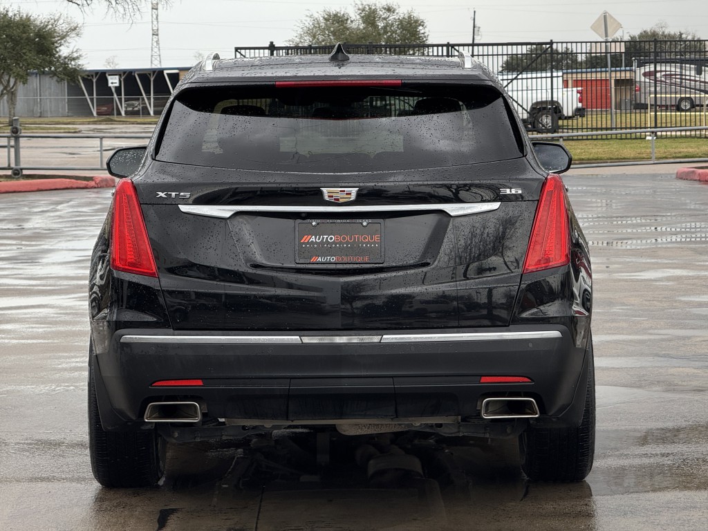 2017 Cadillac XT5 Image 8