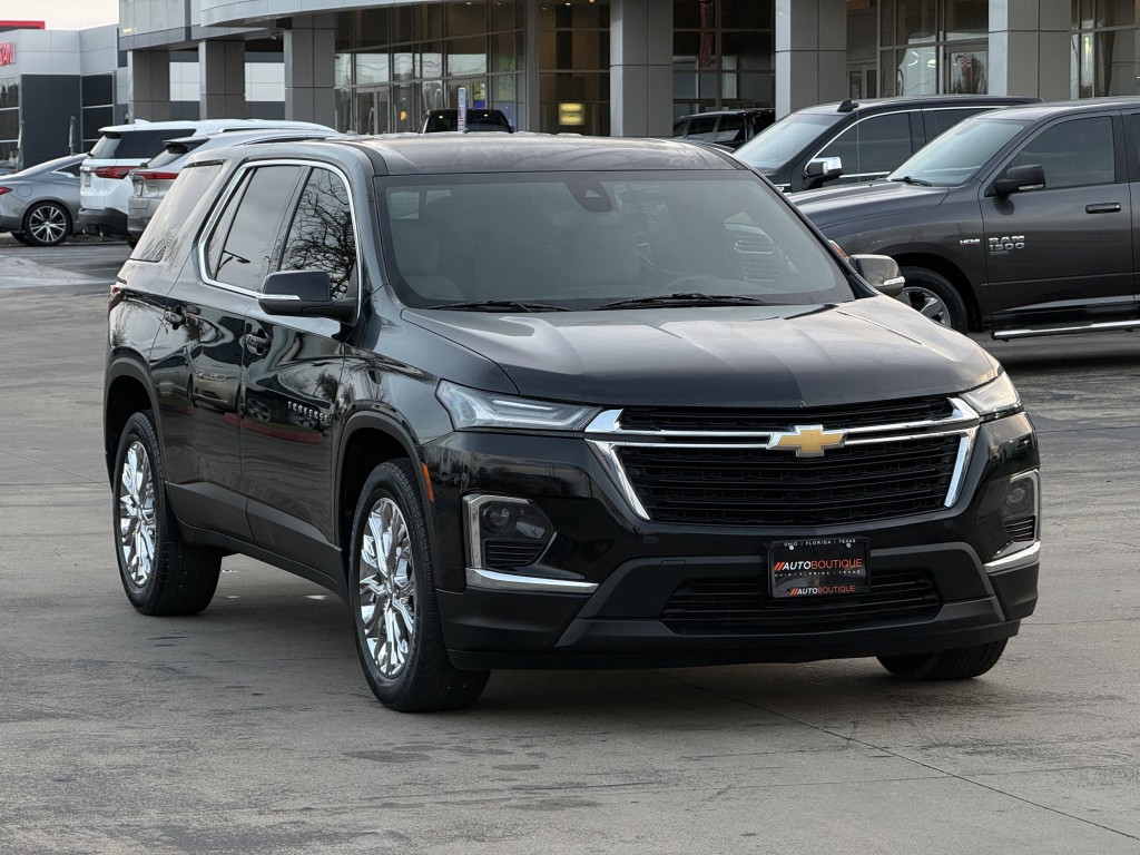 2023 Chevrolet Traverse Image 3