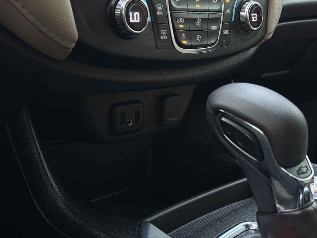 2023 Chevrolet Traverse Image 21