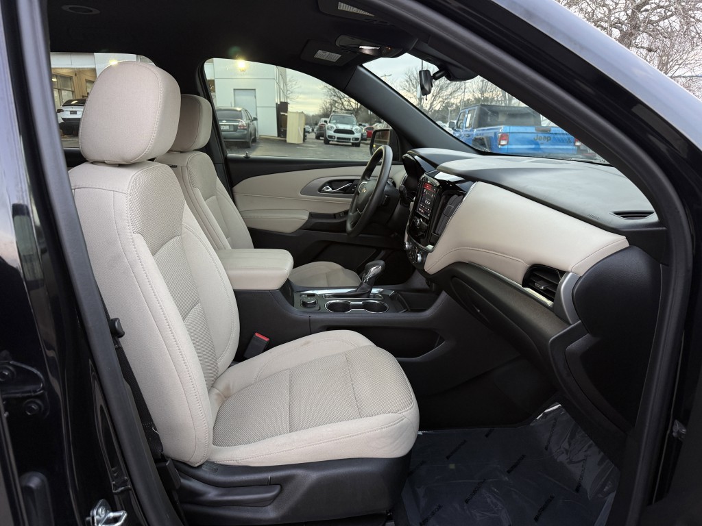 2023 Chevrolet Traverse Image 28