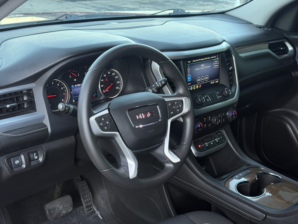 2021 GMC Acadia Image 14
