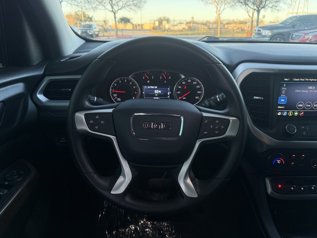 2021 GMC Acadia Image 17