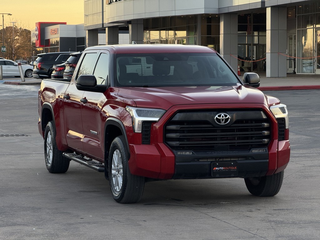 2022 Toyota Tundra Image 3