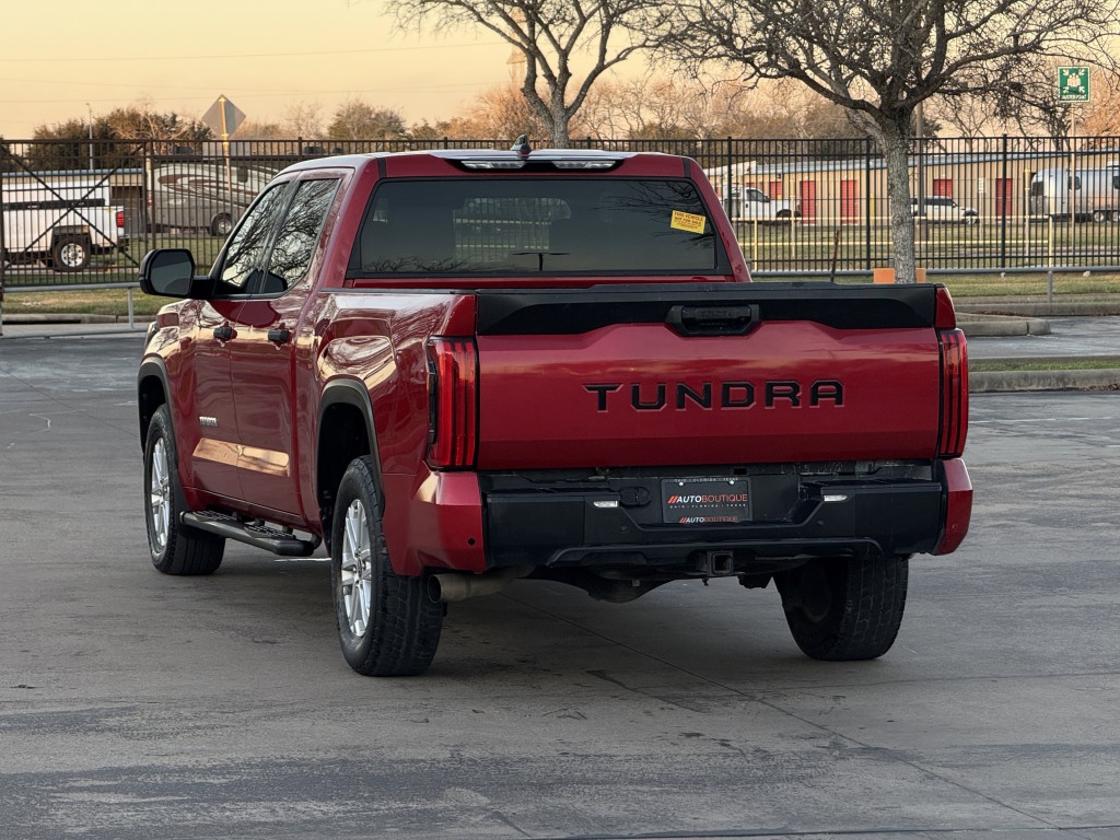 2022 Toyota Tundra Image 9