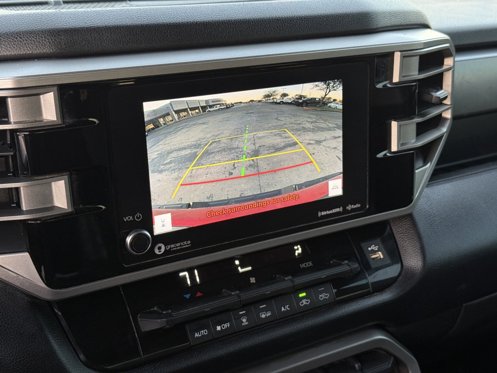 2022 Toyota Tundra Image 19