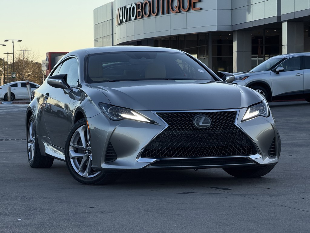 2019 Lexus RC Image 3