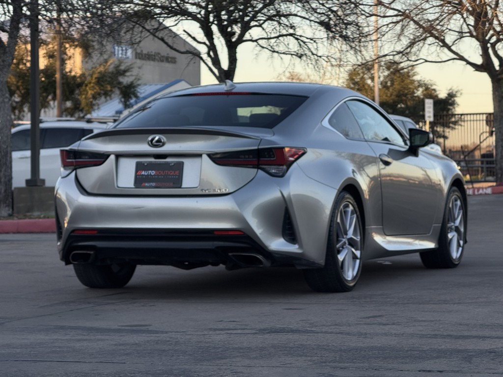 2019 Lexus RC Image 9