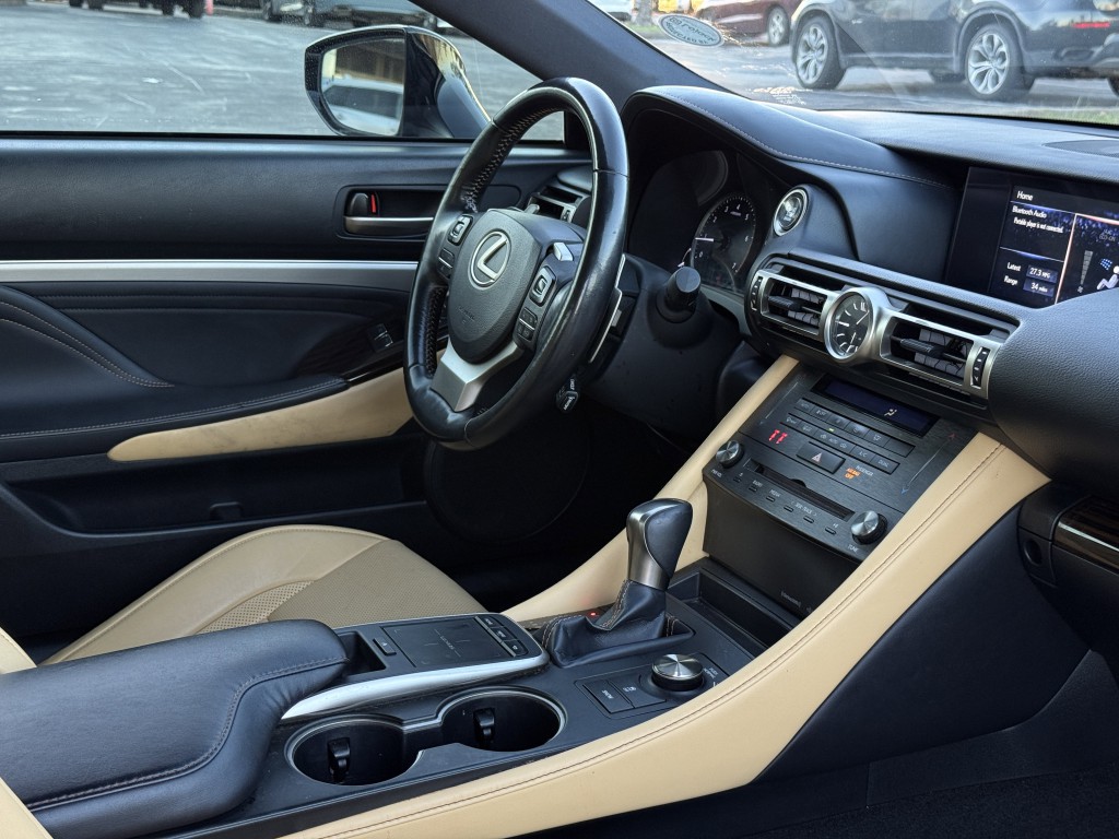 2019 Lexus RC Image 15
