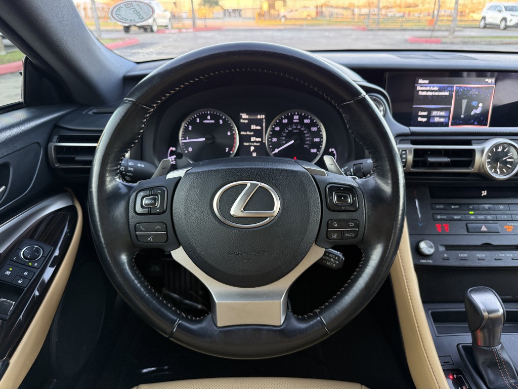 2019 Lexus RC Image 17