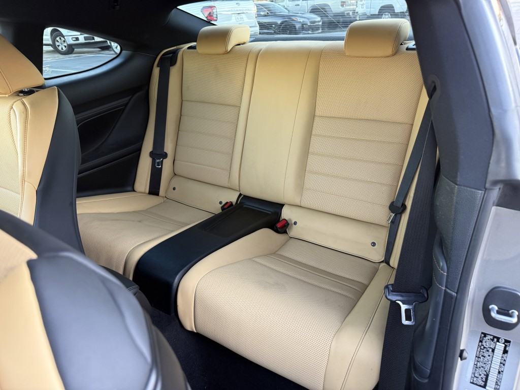 2019 Lexus RC Image 29