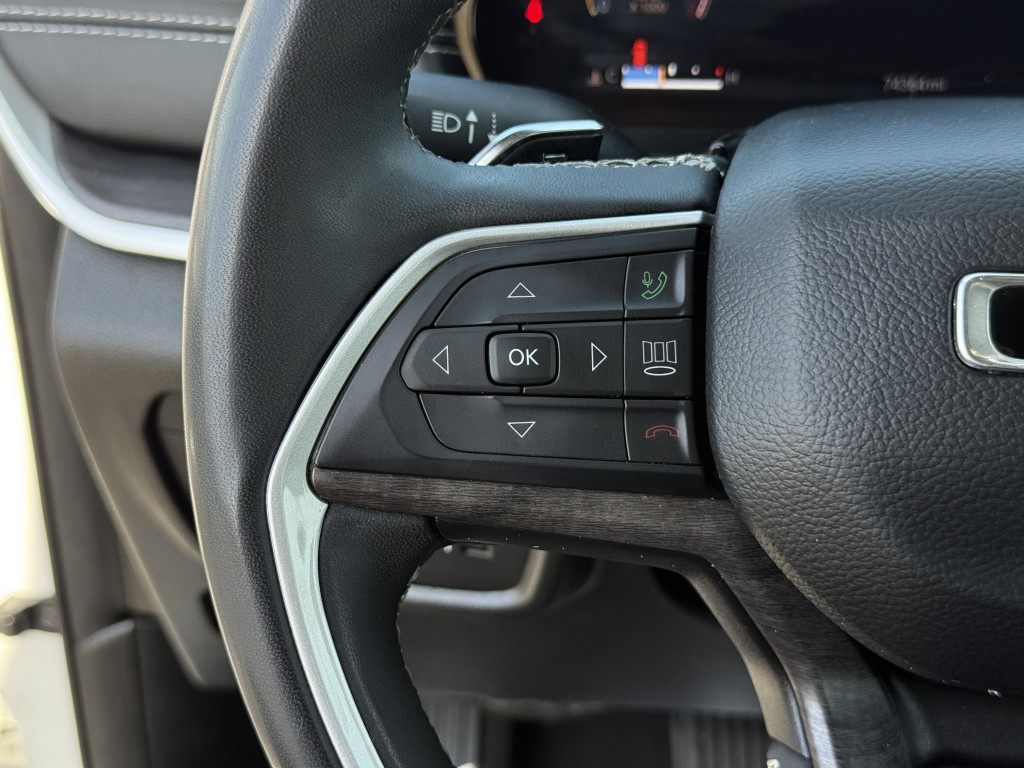 2023 Jeep Grand Cherokee Image 18