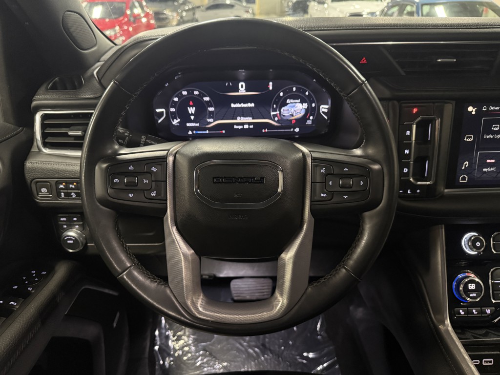 2023 GMC Yukon Image 15