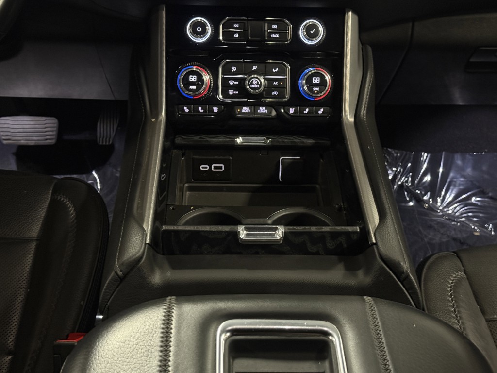 2023 GMC Yukon Image 22