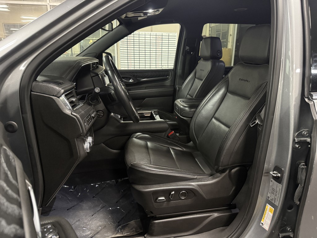 2023 GMC Yukon Image 27