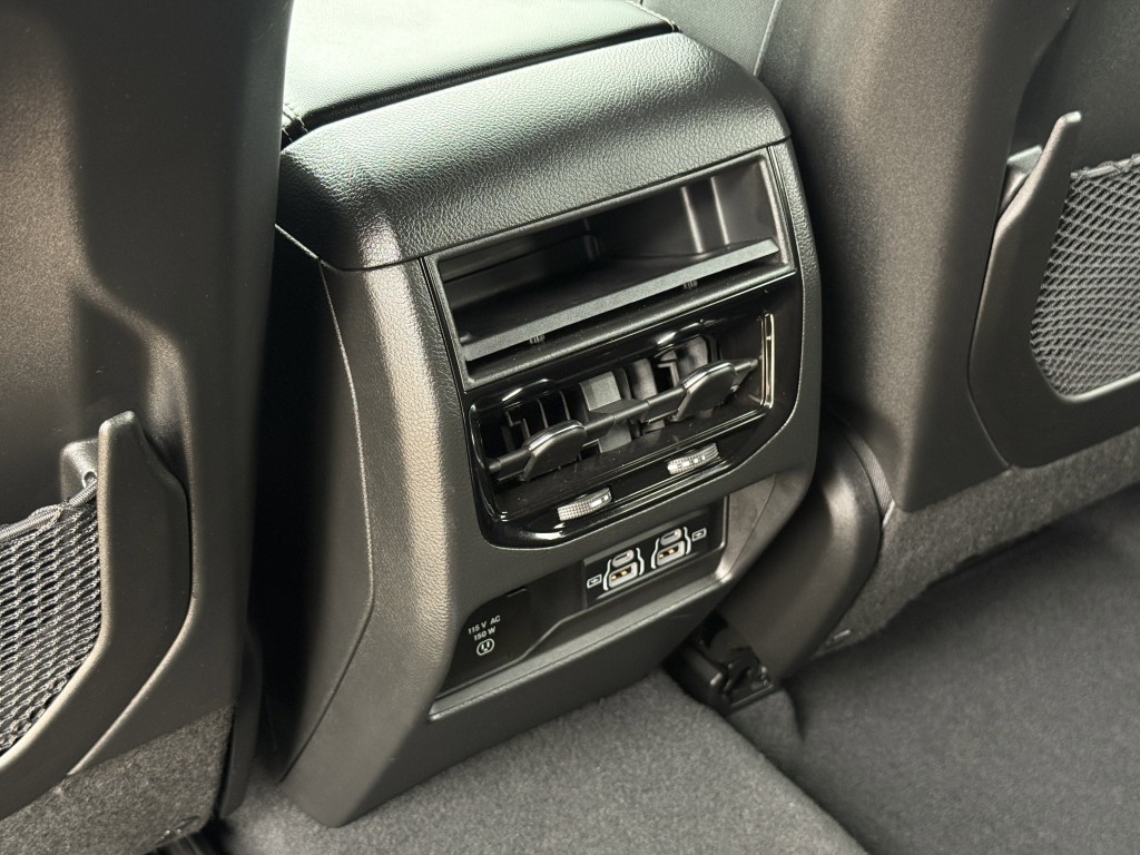 2025 Jeep Grand Cherokee Image 34