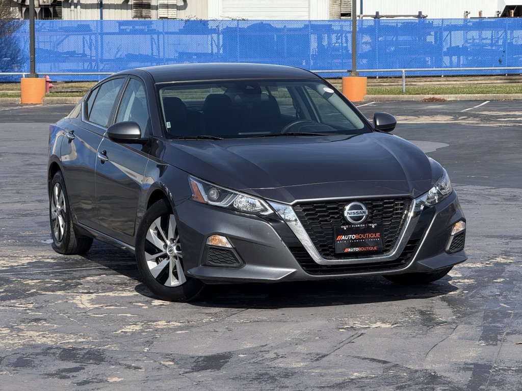 2021 Nissan Altima Image 3
