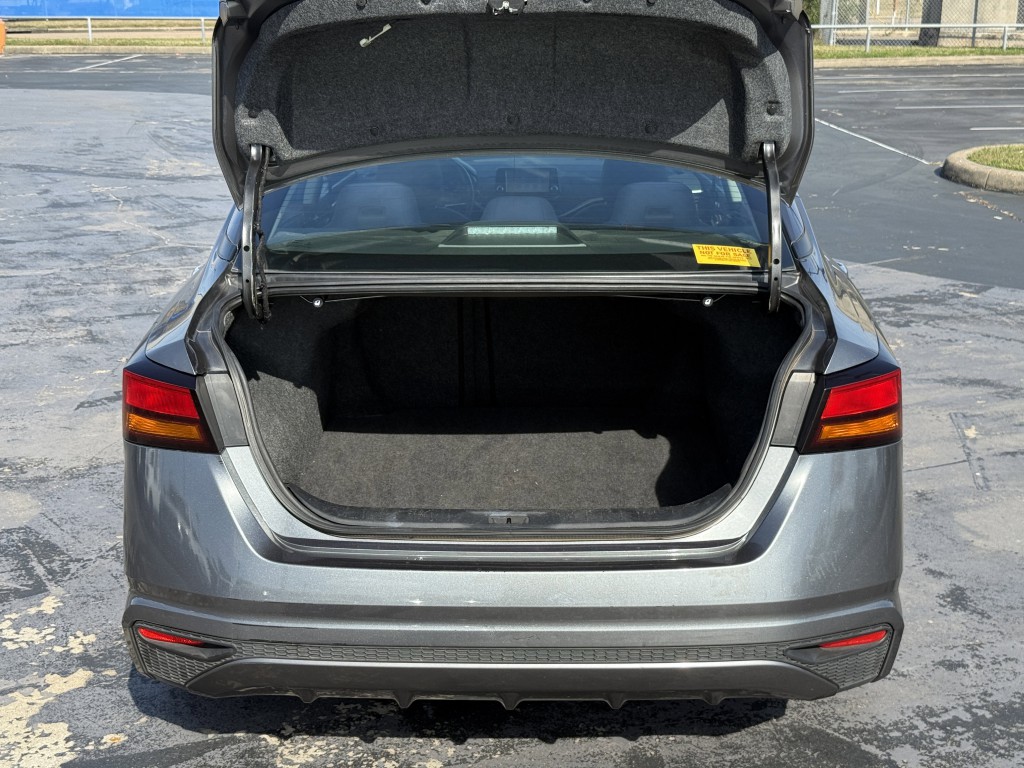 2021 Nissan Altima Image 30