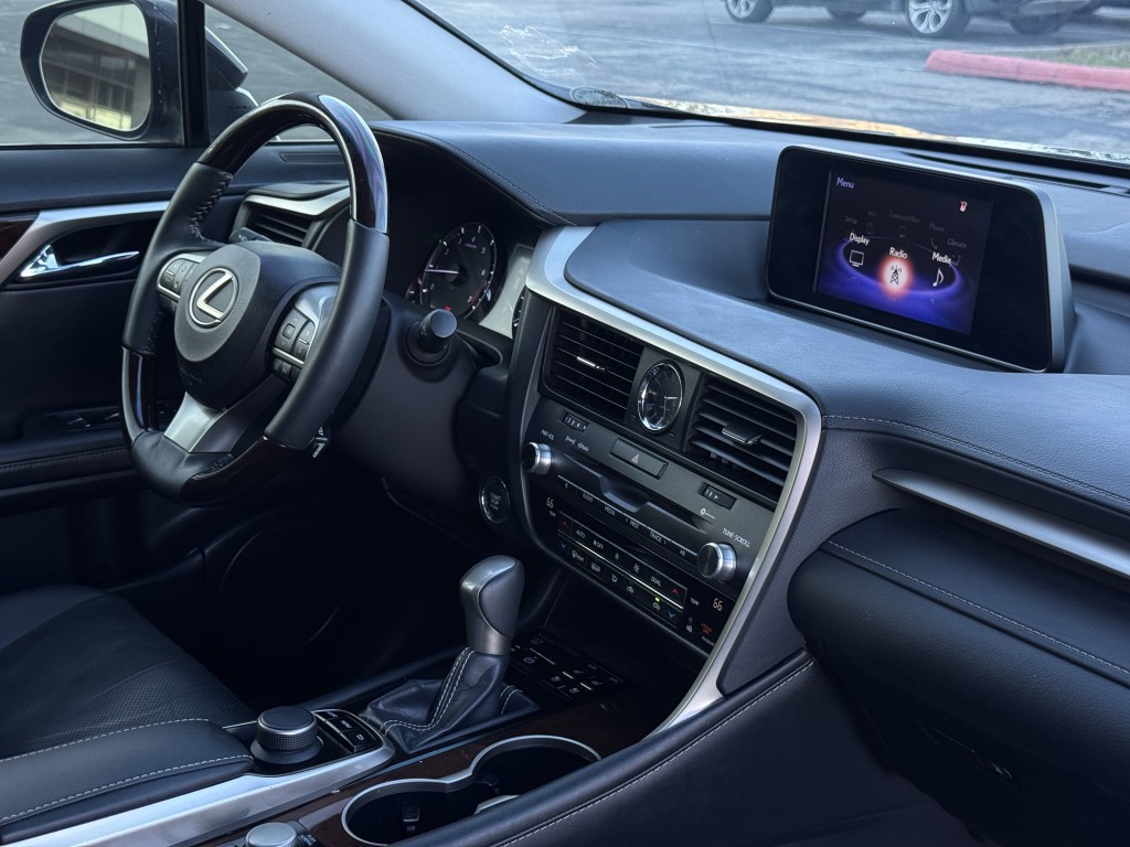 2018 Lexus RX Image 15