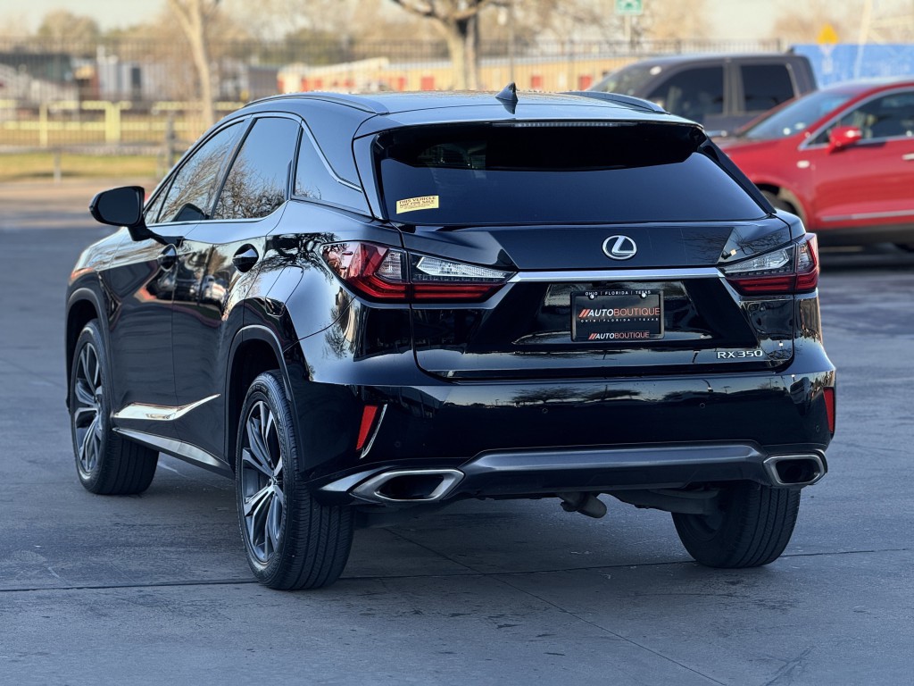 2018 Lexus RX Image 10