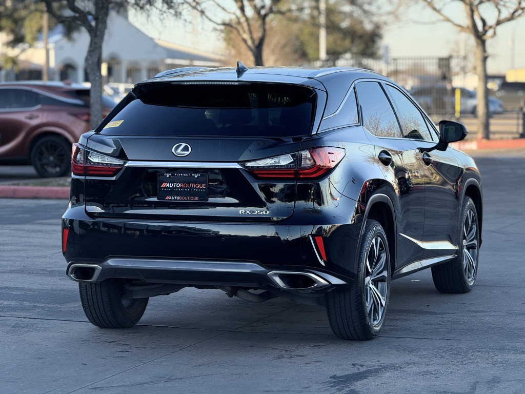 2018 Lexus RX Image 11