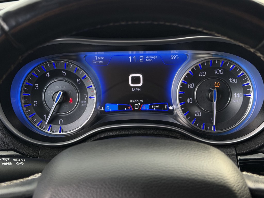 2021 Chrysler 300 Image 16