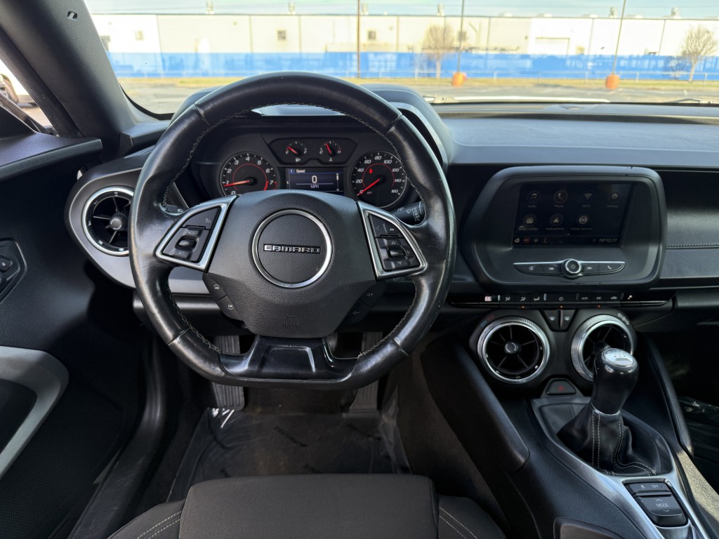 2019 Chevrolet Camaro Image 15