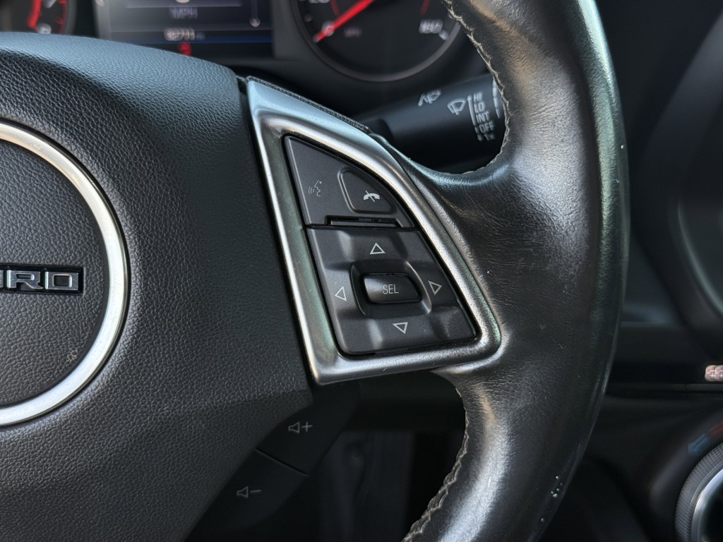 2019 Chevrolet Camaro Image 18