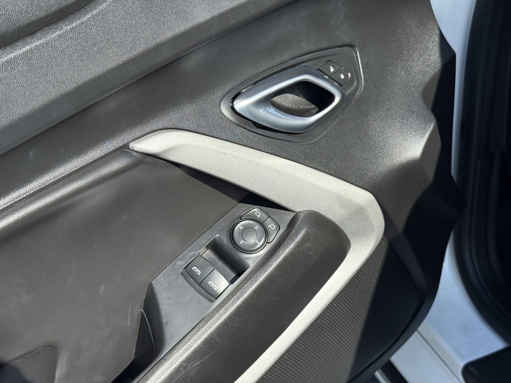 2019 Chevrolet Camaro Image 25