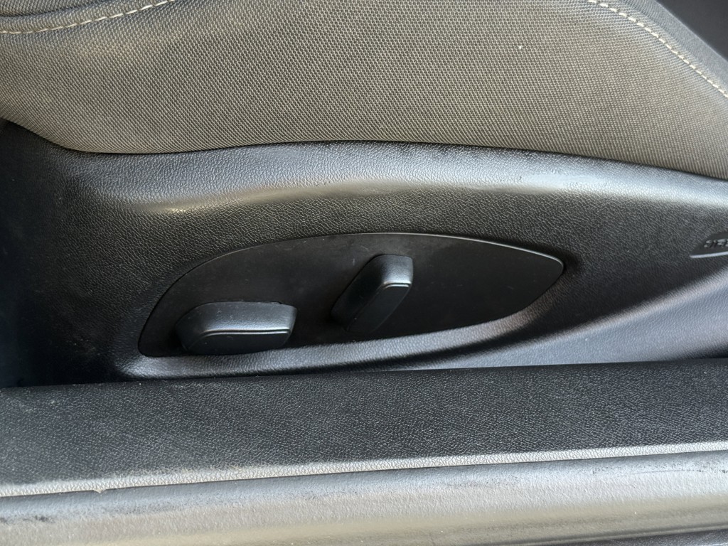 2019 Chevrolet Camaro Image 27