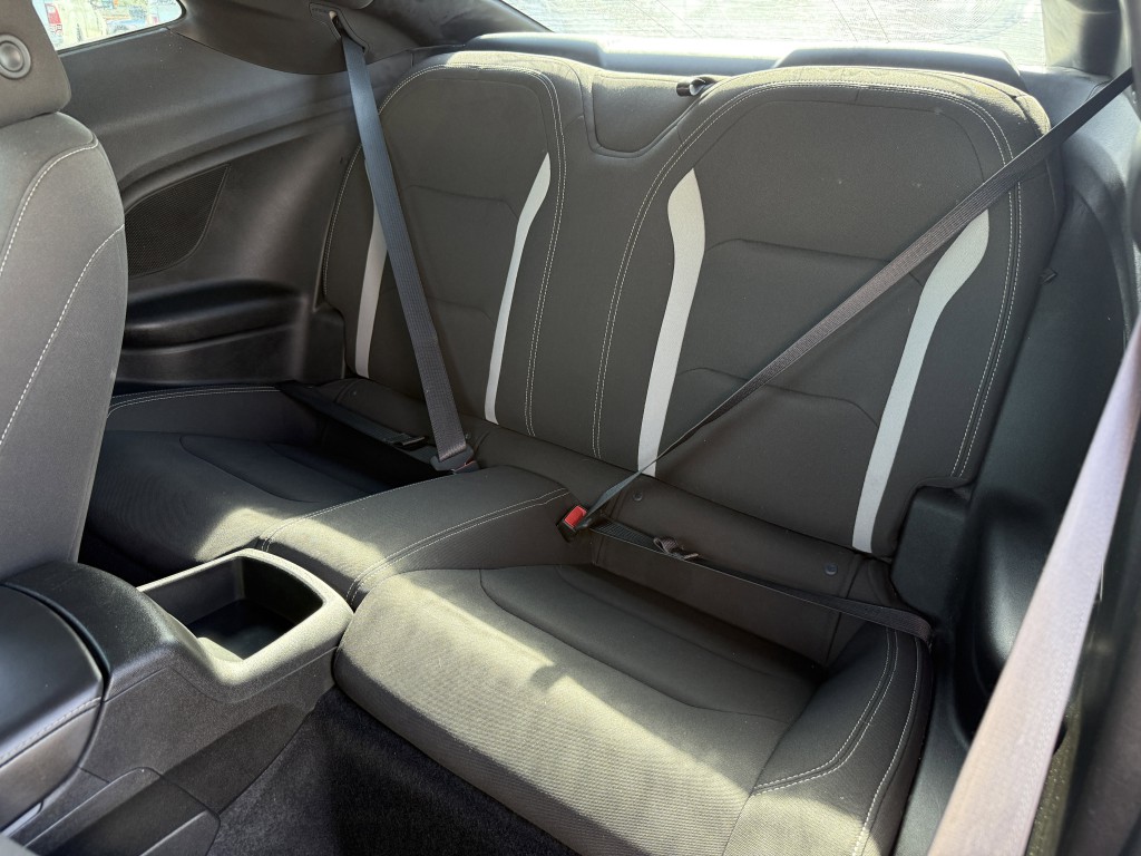 2019 Chevrolet Camaro Image 31