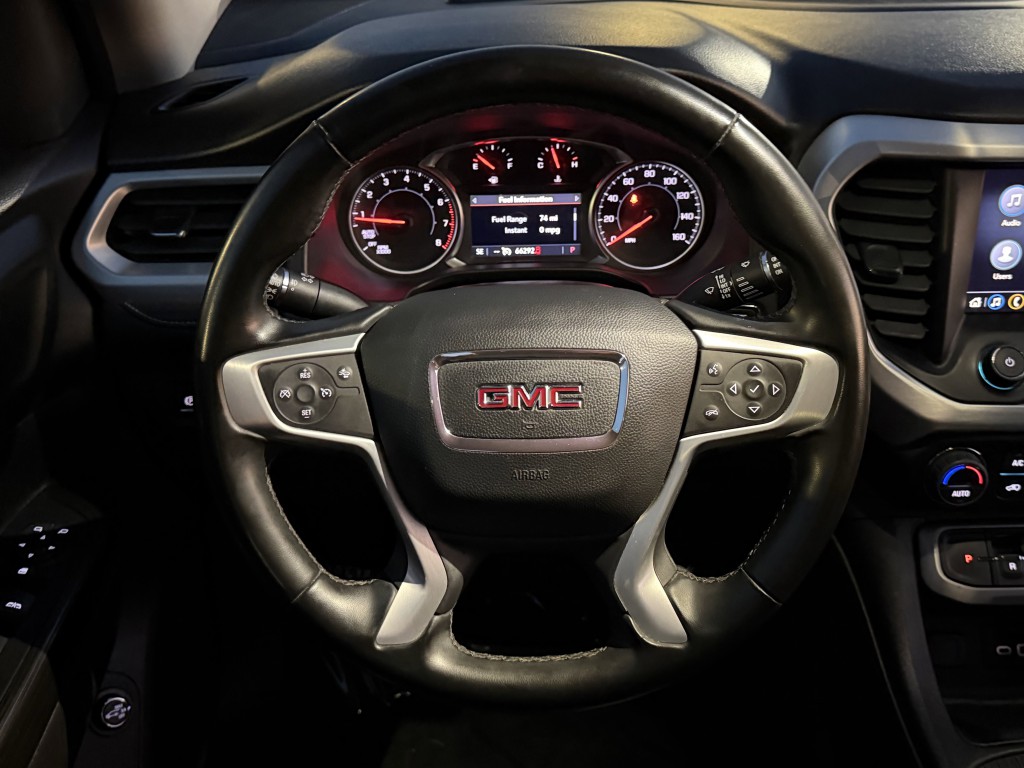 2023 GMC Acadia Image 15