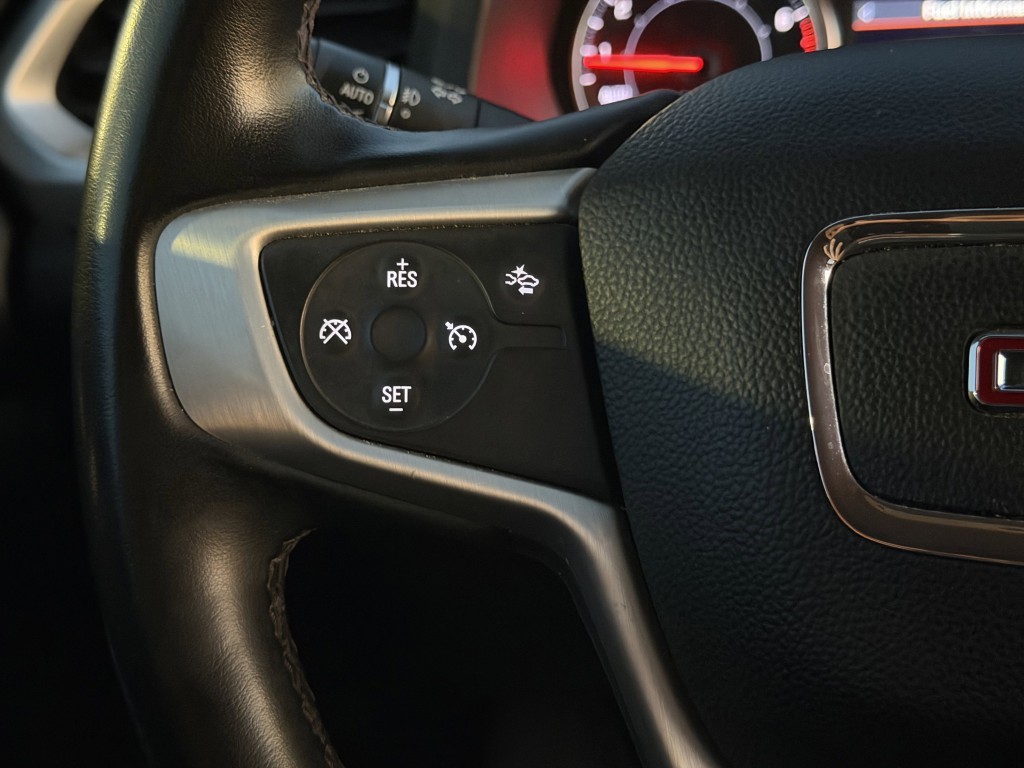 2023 GMC Acadia Image 16