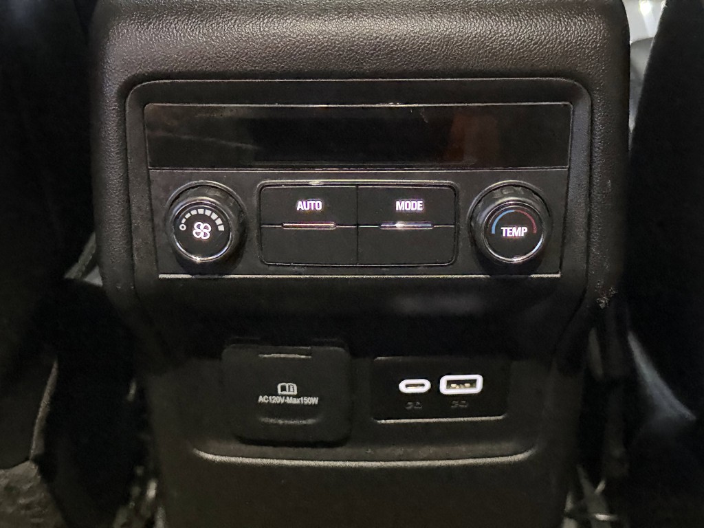 2023 GMC Acadia Image 29