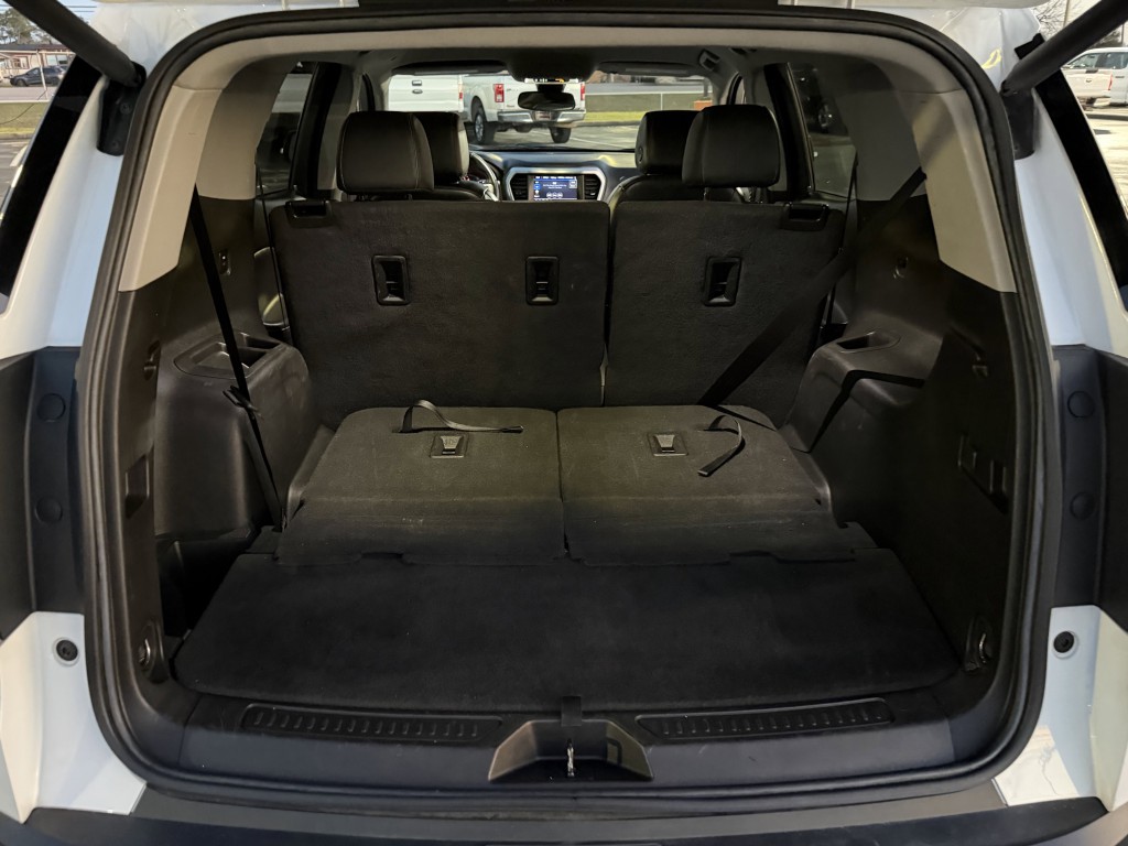 2023 GMC Acadia Image 31