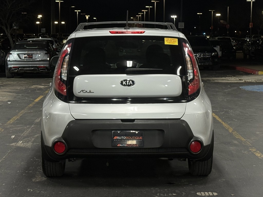 2016 Kia Soul Image 8