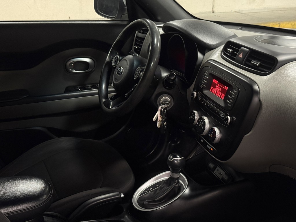 2016 Kia Soul Image 13