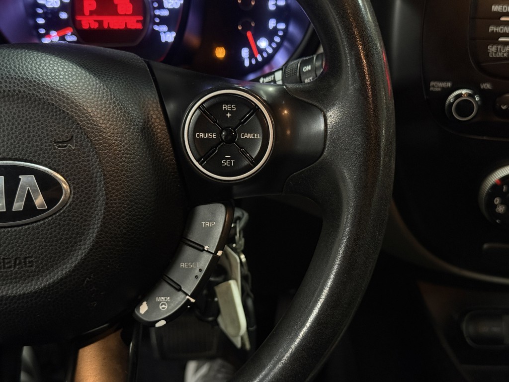 2016 Kia Soul Image 17