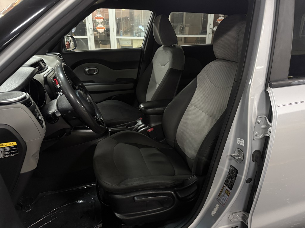 2016 Kia Soul Image 24