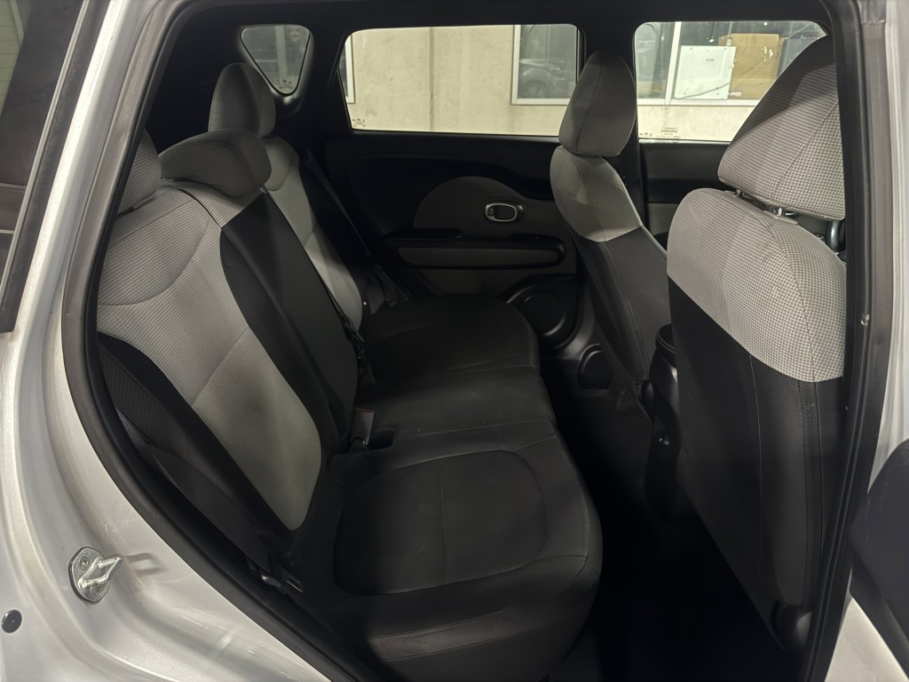 2016 Kia Soul Image 27