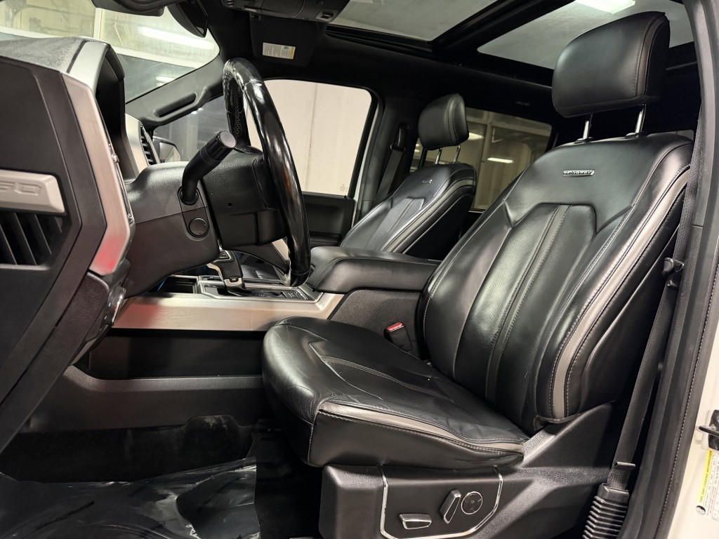 2017 Ford F-150 Image 25