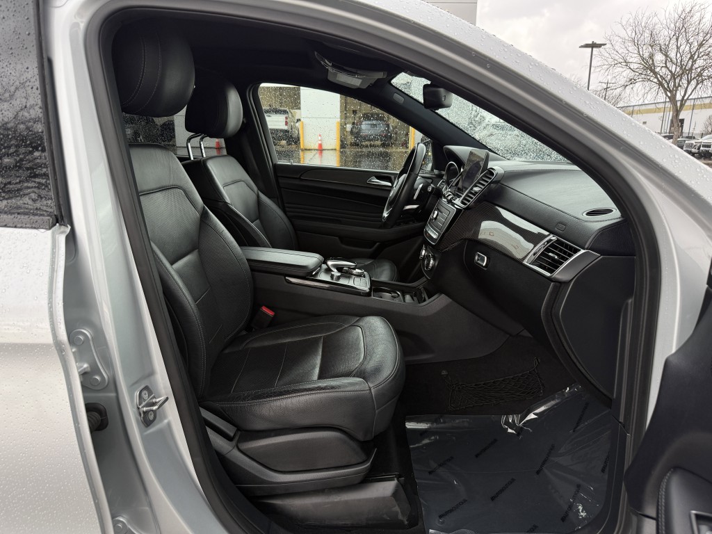 2019 Mercedes-Benz GLE-Class Image 34