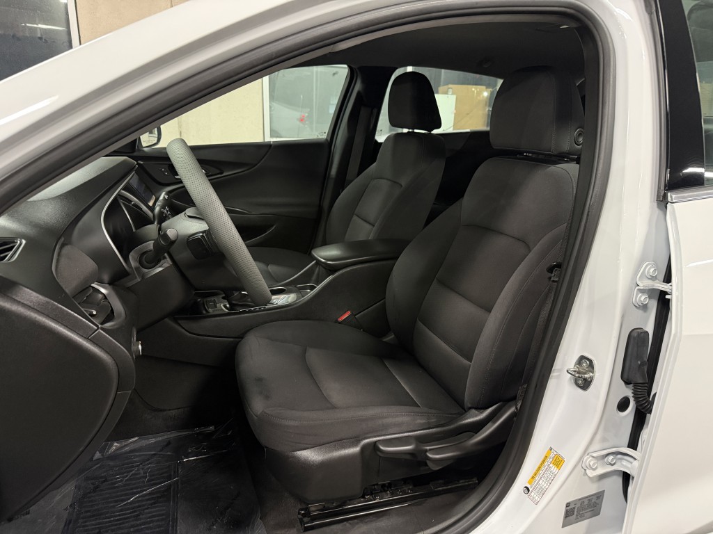 2022 Chevrolet Malibu Image 24