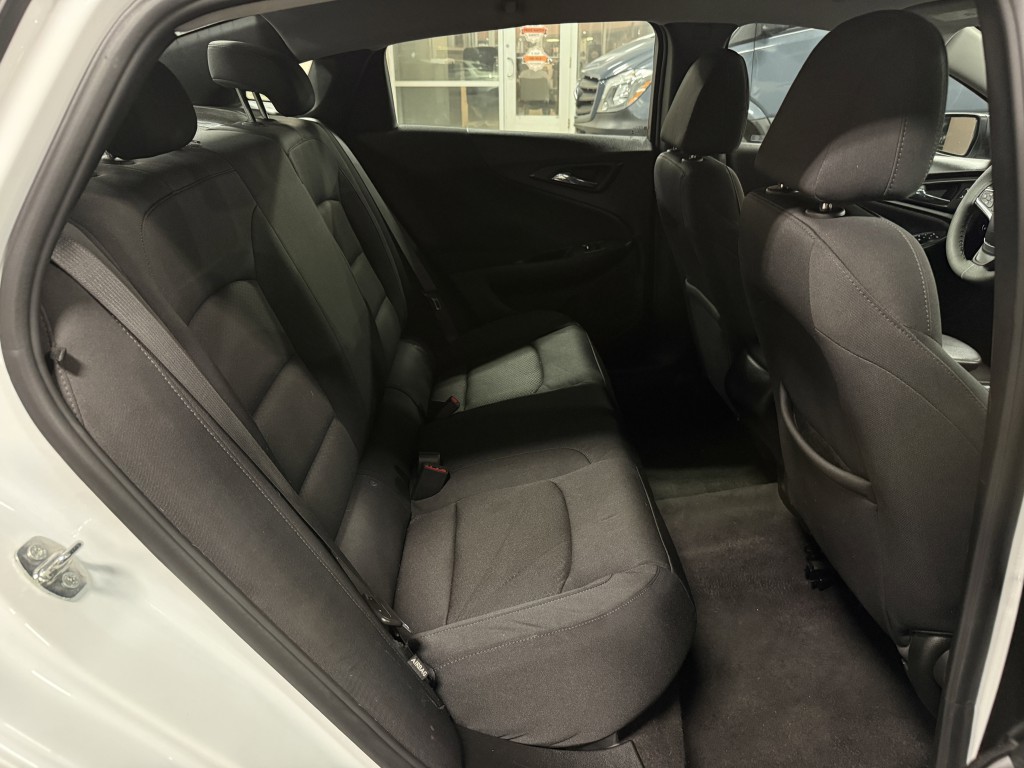 2022 Chevrolet Malibu Image 26