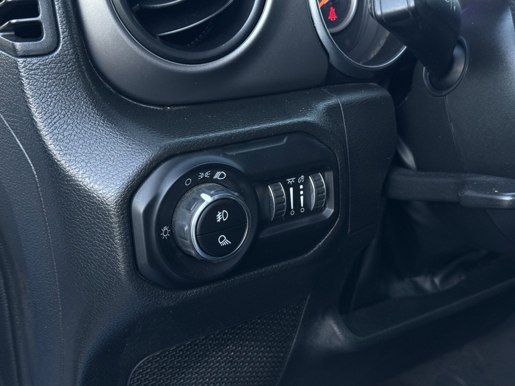 2022 Jeep Gladiator Image 24