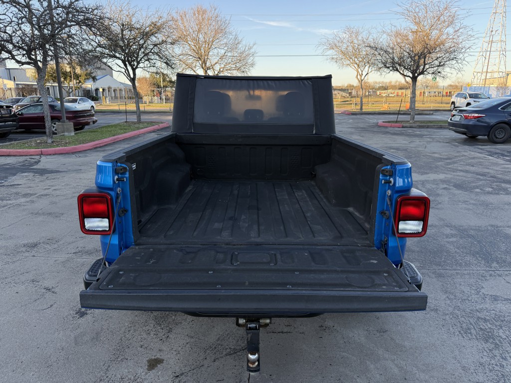 2022 Jeep Gladiator Image 29