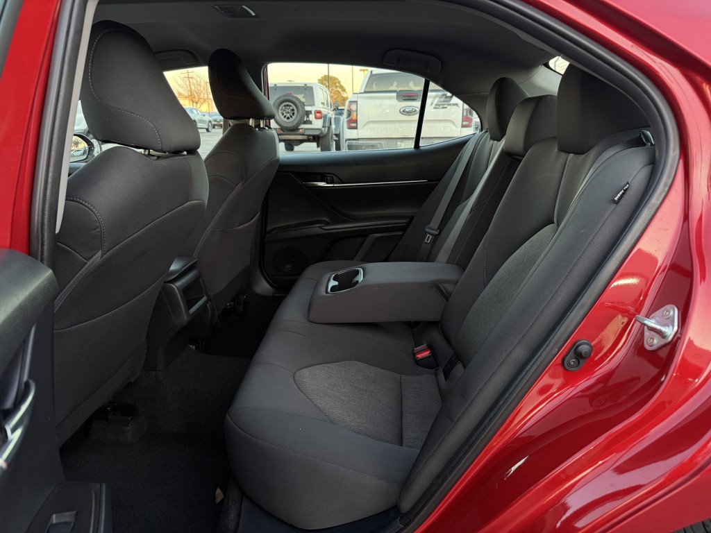 2024 Toyota Camry Image 32